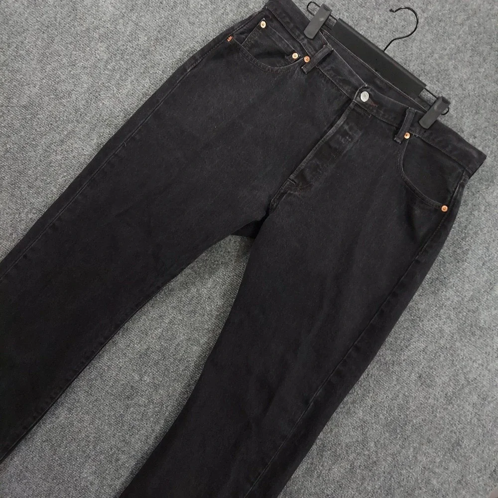 Levis 501 Jeans Mens Fits 36x31 Black Dark‎ Wash Regular Straight Button Fly